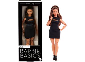 0194735260799 - Signature Basics Collectible Doll Model 05 with Brunette Hair Black Dress & Heels 0194735260799 - Signature Basics Collectible Doll Model 05 with Brunette Hair Black Dress & Heels