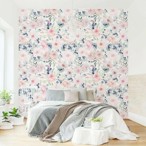 4066332174129 - Fototapete - Rosa Rosen mit Blaubeeren vor Weiß Größe HxB 192cm x 192cm Material Vlies Smart