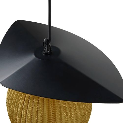 5715015738507 - GUBI Außenhängeleuchte Satellite 57x36 cm schwarz senfgold