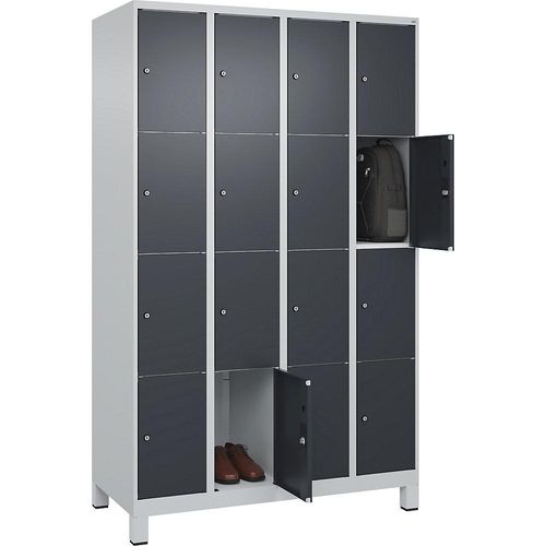 4066681682184 - 4er-Schließfachschrank Classic PLUS 4 Abteile lichtgrau grau B 1200 mm 16 Fächer mit Füßen C+P 4066681682184 - 4er-Schließfachschrank Classic PLUS 4 Abteile lichtgrau grau B 1200 mm 16 Fächer mit Füßen C+P