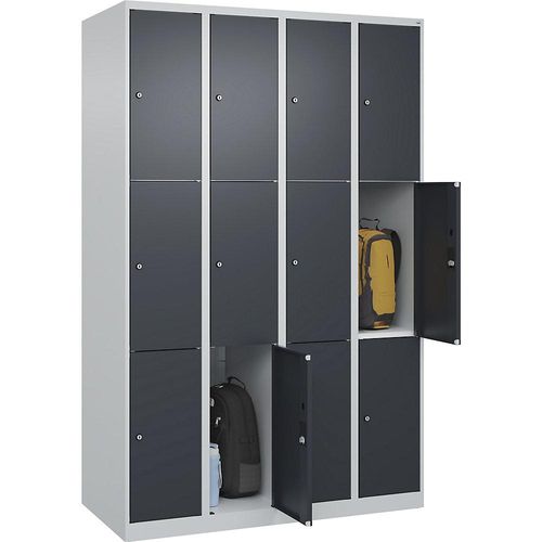 4067521353028 - 3er-Schließfachschrank Classic PLUS 4 Abteile lichtgrau grau B 1200 mm 12 Fächer mit Bodengleitern 4067521353028 - 3er-Schließfachschrank Classic PLUS 4 Abteile lichtgrau grau B 1200 mm 12 Fächer mit Bodengleitern
