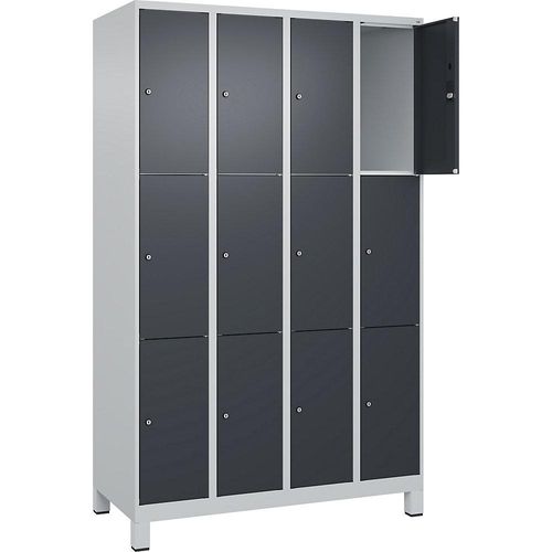 4066681682030 - 3er-Schließfachschrank Classic PLUS 4 Abteile lichtgrau grau B 1200 mm 12 Fächer mit Füßen C+P 4066681682030 - 3er-Schließfachschrank Classic PLUS 4 Abteile lichtgrau grau B 1200 mm 12 Fächer mit Füßen C+P