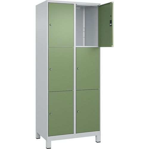 4066681680661 - 3er-Schließfachschrank Classic PLUS 2 Abteile lichtgrau resedagrün B 800 mm 6 Fächer mit Füßen C+P 4066681680661 - 3er-Schließfachschrank Classic PLUS 2 Abteile lichtgrau resedagrün B 800 mm 6 Fächer mit Füßen C+P