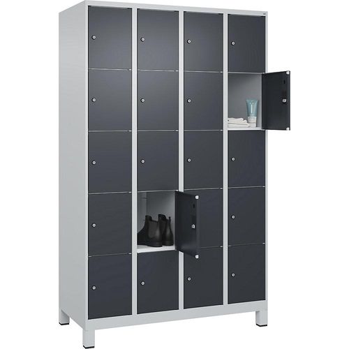 4066681682337 - 5er-Schließfachschrank Classic PLUS 4 Abteile lichtgrau grau B 1200 mm 20 Fächer mit Füßen 4066681682337 - 5er-Schließfachschrank Classic PLUS 4 Abteile lichtgrau grau B 1200 mm 20 Fächer mit Füßen