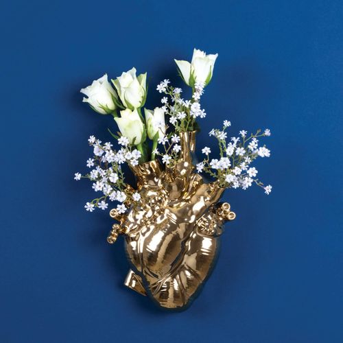 8008215099217 - SELETTI Vase Love in Bloom goldfarben Herzform Porzellan