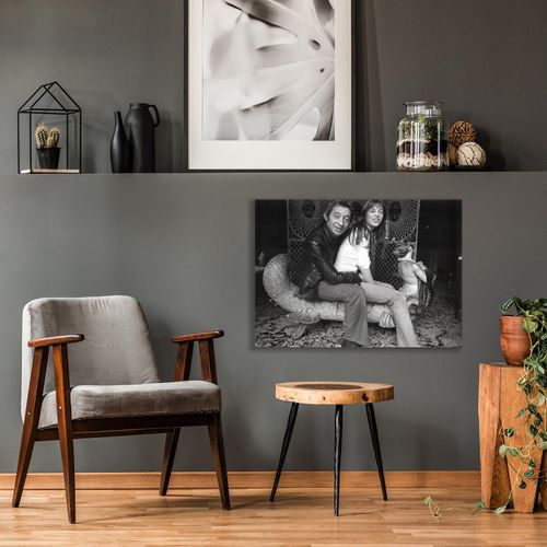 4067437106251 - Acrylglasbild QUEENCE Jane Birkin Bilder Gr B H T 70 cm x 50 cm x 04 cm Schwarz-Weiß-Frau-Mann-Stars Querformat grau Acrylglasbilder Fine Art-Print in Galeriequalität