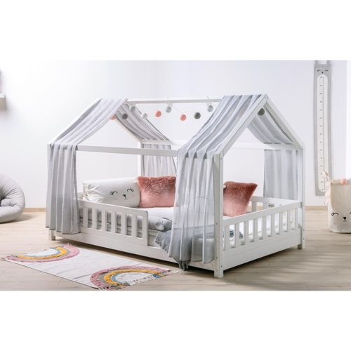 4251105965688 - TiCAA TiCAA Kinderbett Hausbett mit Tüll Kim 90x200 cm 100x200 cm 120x200 cm 140x200 für Jungen & Mädchen inkl Rolllattenrost Rausfallschutz variabel Montessori Bett weiß aus Kiefer Massivholz 4251105965688 - TiCAA TiCAA Kinderbett Hausbett mit Tüll Kim 90x200 cm 100x200 cm 120x200 cm 140x200 für Jungen & Mädchen inkl Rolllattenrost Rausfallschutz variabel Montessori Bett weiß aus Kiefer Massivholz