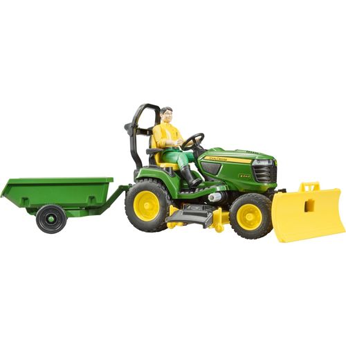 4001702621049 - John Deere Sitzrasenmäher mit Anhänger 62104 Spielzeugauto 4001702621049 bruder