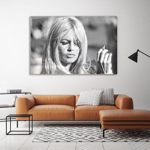4067437105209 - Acrylglasbild QUEENCE Brigitte Bardot Bilder Gr B H T 70 cm x 50 cm x 04 cm Schwarz-Weiß-Stars-Frau Querformat grau Acrylglasbilder Fine Art-Print in Galeriequalität