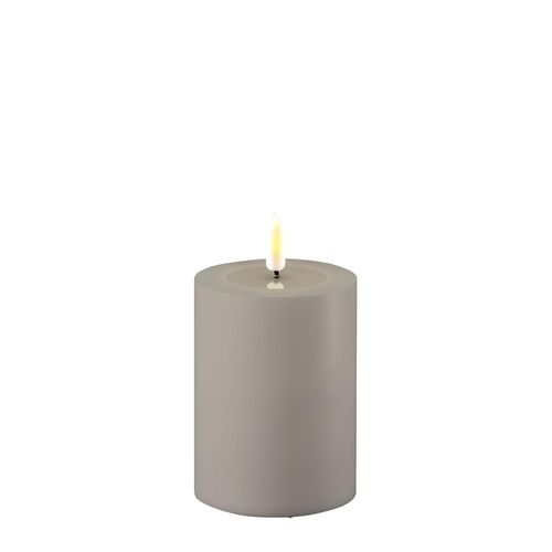 5744001241417 - Deluxe Homeart LED Real Flame Outdoor Stumpenkerze grau Ø75 x H10cm grau