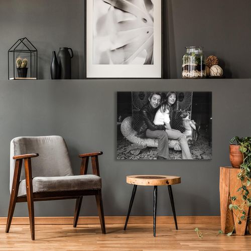 4067437106268 - Acrylglasbild QUEENCE Jane Birkin Bilder Gr B H T 90 cm x 60 cm x 04 cm Schwarz-Weiß-Frau-Mann-Stars Querformat grau Acrylglasbilder Fine Art-Print in Galeriequalität