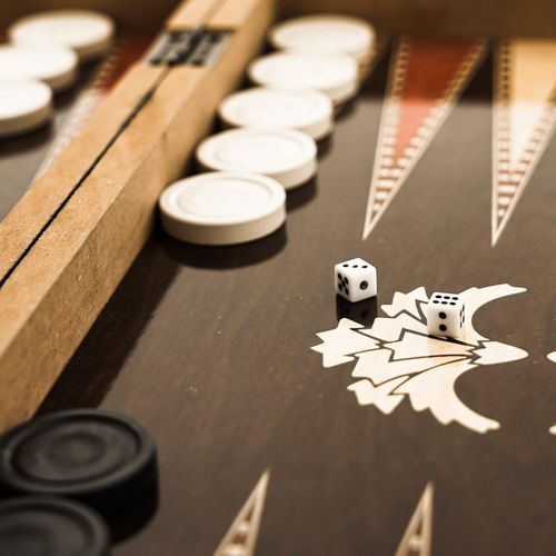 4255829544792 - Backgammon Brettspiel aus Holz – Kaplama Tavla