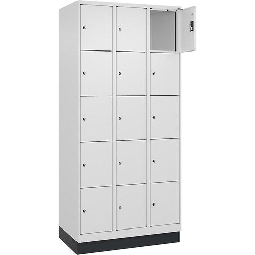 4068192025948 - 5er-Schließfachschrank Evolo PLUS 3 Abteile weiß B 900 mm 15 Fächer mit Bodensockel Zylinderschloss kaiserkraft