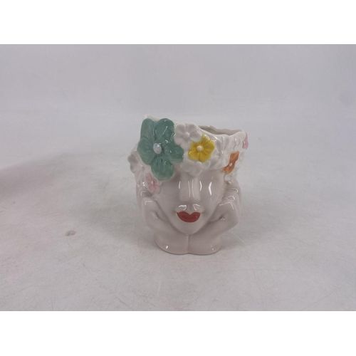 8717794170421 - Vase LADY FACE 8717794170421 - Vase LADY FACE