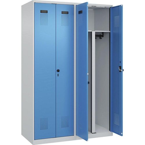 4067521933039 - Schwarz-Weiß-Spind Evolo PLUS 2 Abteile Trennwand verkürzt lichtgrau lichtblau B 1200 mm mit Bodengleitern Sicherheits-Drehriegel kaiserkraft 4067521933039 - Schwarz-Weiß-Spind Evolo PLUS 2 Abteile Trennwand verkürzt lichtgrau lichtblau B 1200 mm mit Bodengleitern Sicherheits-Drehriegel kaiserkraft