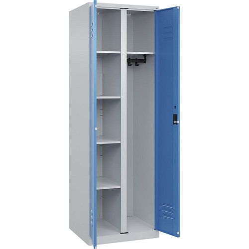 4067521423882 - Putzmittelspind Classic PLUS 1 Abteil Trennwand mittig lichtgrau   lichtblau B 600 mm mit Bodengleitern Zylinderschloss C+P