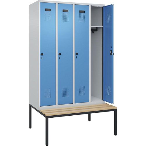 4068192156666 - Kleiderspind Evolo Plus 4 Abteile 300 mm Abteilbreite mit untergebauter Sitzbank B 1200 x T 815 x H 2120 mm Drehriegel lichtgrau lichtblau 4068192156666 - Kleiderspind Evolo Plus 4 Abteile 300 mm Abteilbreite mit untergebauter Sitzbank B 1200 x T 815 x H 2120 mm Drehriegel lichtgrau lichtblau