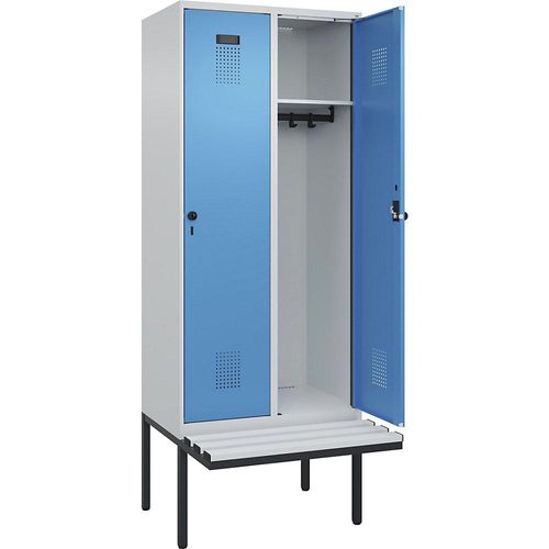 4068192358466 - Spind Evolo PLUS Sitzbank 2 Abteile lichtgrau   lichtblau B 800 mm Sicherheits-Drehriegel mit auskragender Sitzbank Kunststoff kaiserkraft