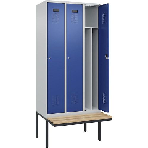 4068192261827 - Schwarz-Weiß-Spind Evolo PLUS Sitzbank schmal 3 Abteile Trennwand verkürzt lichtgrau enzianblau B 900 mm Zylinderschloss mit auskragender Sitzbank Buche kaiserkraft 4068192261827 - Schwarz-Weiß-Spind Evolo PLUS Sitzbank schmal 3 Abteile Trennwand verkürzt lichtgrau enzianblau B 900 mm Zylinderschloss mit auskragender Sitzbank Buche kaiserkraft