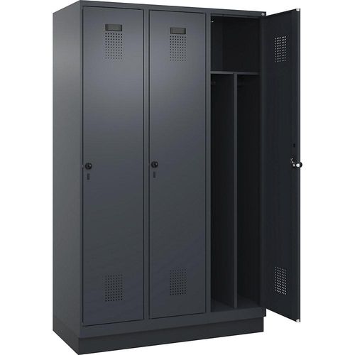 4067521944028 - Schwarz-Weiß-Spind Evolo PLUS schmal 3 Abteile Trennwand verkürzt grau B 1200 mm mit Bodensockel Sicherheits-Drehriegel kaiserkraft 4067521944028 - Schwarz-Weiß-Spind Evolo PLUS schmal 3 Abteile Trennwand verkürzt grau B 1200 mm mit Bodensockel Sicherheits-Drehriegel kaiserkraft