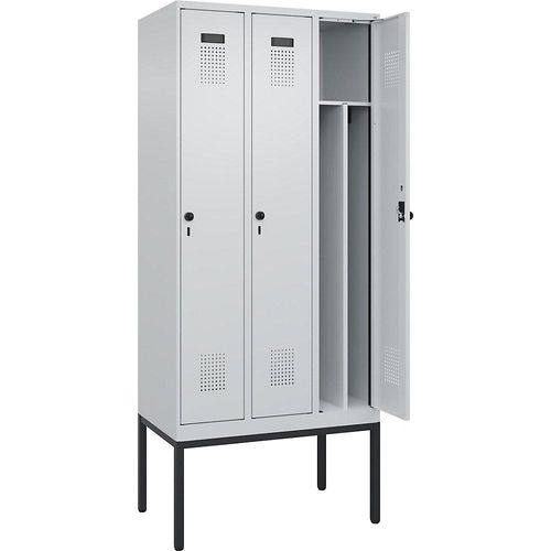 4068192197393 - Schwarz-Weiß-Spind Evolo PLUS schmal 3 Abteile Trennwand verkürzt lichtgrau B 900 mm mit schmalen Füßen Sicherheits-Drehriegel kaiserkraft