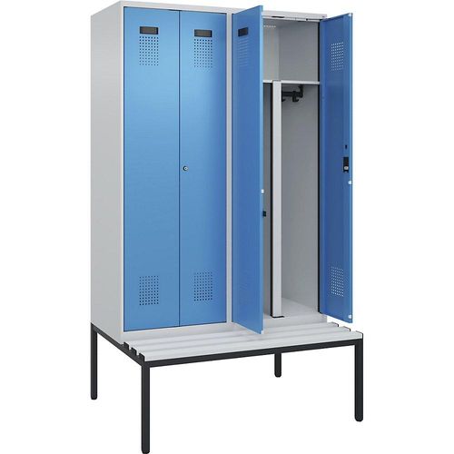 4068192390015 - Schwarz-Weiß-Spind Evolo PLUS Sitzbank 4 Abteile Trennwand verkürzt lichtgrau   lichtblau B 1200 mm Zylinderschloss mit untergebauter Sitzbank Kunststoff kaiserkraft