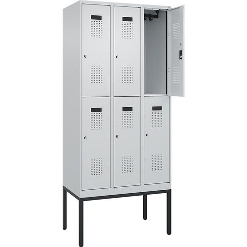 4068192282365 - Doppelstock-Spind Evolo PLUS 3 Abteile lichtgrau B 900 mm mit schmalen Füßen Zylinderschloss 4068192282365 - Doppelstock-Spind Evolo PLUS 3 Abteile lichtgrau B 900 mm mit schmalen Füßen Zylinderschloss