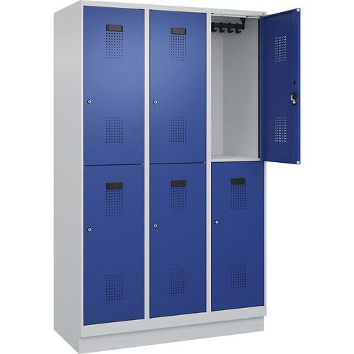 4067521974872 - Doppelstock-Spind Evolo PLUS 3 Abteile lichtgrau   enzianblau B 1200 mm mit Bodensockel Zylinderschloss