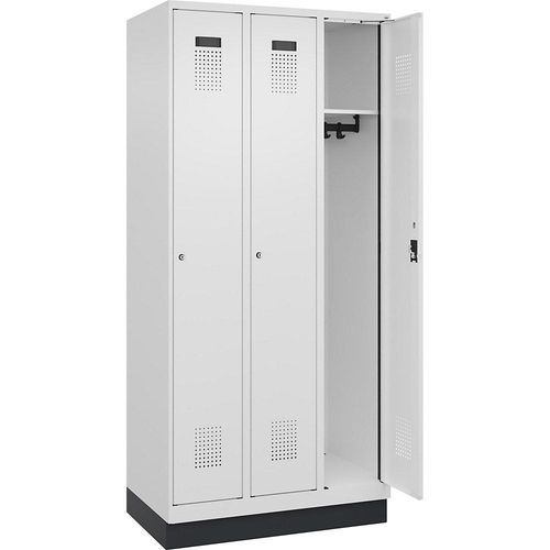 4068192025139 - Spind Evolo PLUS 3 Abteile verkehrsweiß B 900 mm mit Bodensockel Zylinderschloss