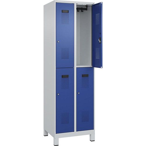 4067521974773 - Doppelstock-Spind Evolo PLUS 2 Abteile lichtgrau   enzianblau B 600 mm mit breiten Füßen Zylinderschloss C+P