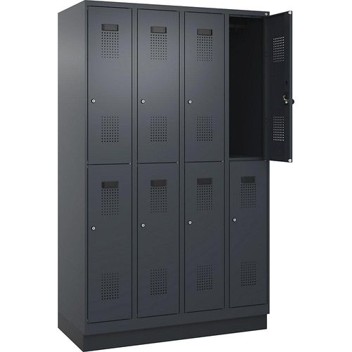 4067521997475 - Doppelstock-Spind Evolo PLUS 4 Abteile grau B 1200 mm mit Bodensockel Zylinderschloss