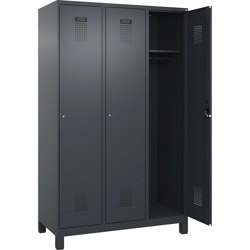 4067521991534 - Spind Evolo PLUS 3 Abteile grau B 1200 mm mit breiten Füßen Zylinderschloss