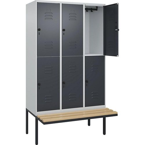4066681747463 - Doppelstock-Spind Classic PLUS Sitzbank 3 Abteile lichtgrau   grau B 1200 mm Sicherheits-Drehriegel auskragend Buche-Hartholz C+P