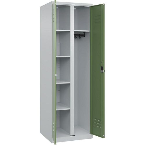 4067521360446 - Putzmittelspind Classic PLUS 1 Abteil Trennwand mittig lichtgrau resedagrün B 600 mm mit Bodengleitern Drehriegel C+P 4067521360446 - Putzmittelspind Classic PLUS 1 Abteil Trennwand mittig lichtgrau resedagrün B 600 mm mit Bodengleitern Drehriegel C+P