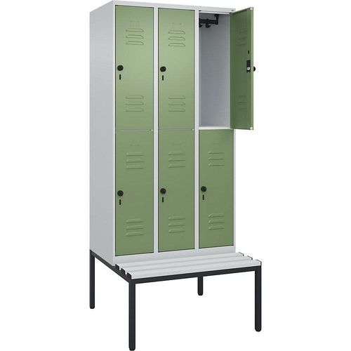 4066681807471 - Doppelstock-Spind Classic PLUS Sitzbank 3 Abteile lichtgrau resedagrün B 900 mm Sicherheits-Drehriegel untergebaut Kunststoff C+P 4066681807471 - Doppelstock-Spind Classic PLUS Sitzbank 3 Abteile lichtgrau resedagrün B 900 mm Sicherheits-Drehriegel untergebaut Kunststoff C+P