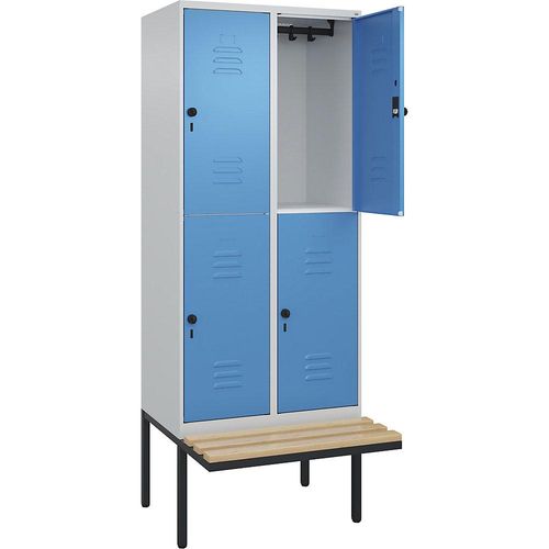 4066681747128 - Doppelstock-Spind Classic PLUS Sitzbank 2 Abteile lichtgrau   lichtblau B 800 mm Sicherheits-Drehriegel auskragend Buche-Hartholz C+P