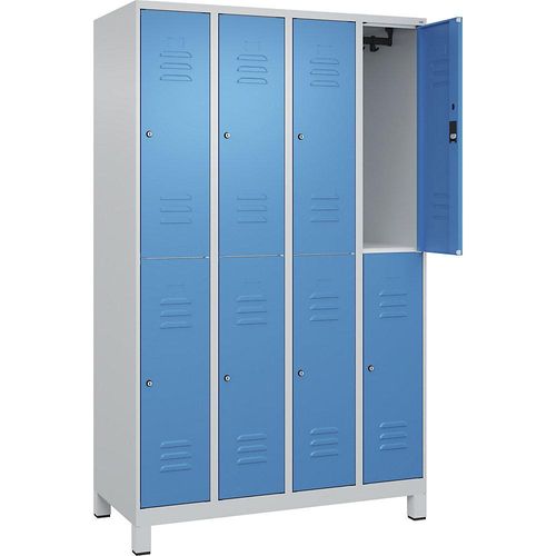 4066681623736 - Doppelstock-Spind Classic PLUS 4 Abteile lichtgrau   lichtblau HxB 1950 x 1200 mm mit Füßen Zylinderschloss C+P