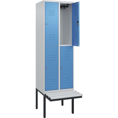 4066681797840 - Doppelstock-Spind Classic PLUS Sitzbank 2 Abteile lichtgrau   lichtblau B 600 mm Zylinderschloss auskragend Kunststoff C+P