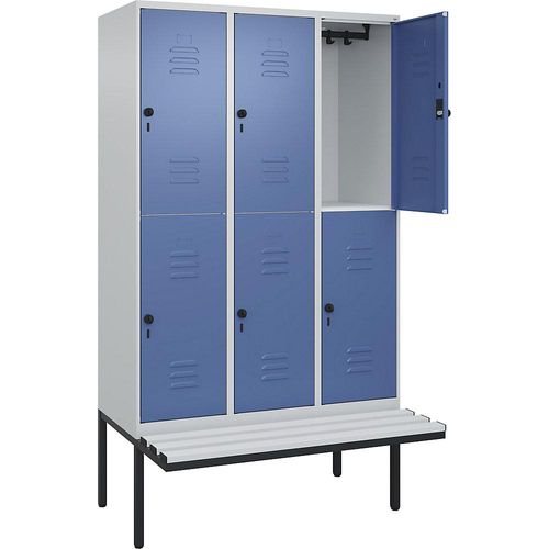 4066681801905 - Doppelstock-Spind Classic PLUS Sitzbank 3 Abteile lichtgrau   fernblau B 1200 mm Sicherheits-Drehriegel auskragend Kunststoff C+P