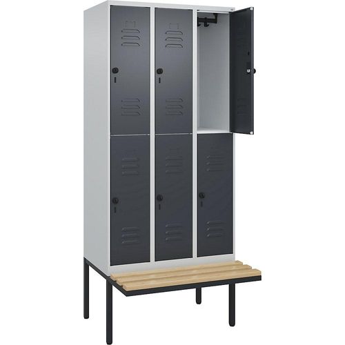 4066681747319 - Doppelstock-Spind Classic PLUS Sitzbank 3 Abteile lichtgrau   grau B 900 mm Sicherheits-Drehriegel auskragend Buche-Hartholz C+P