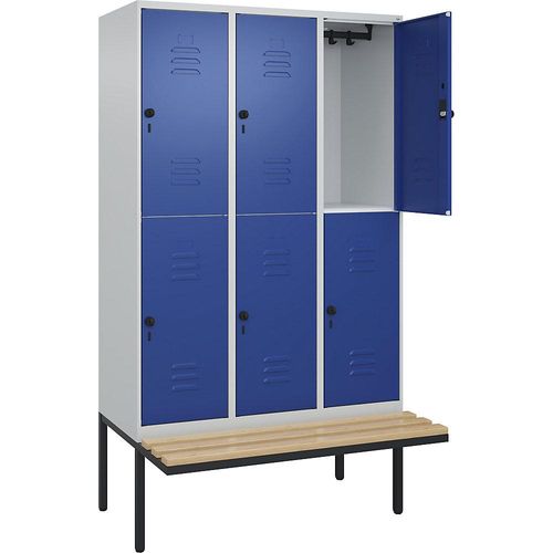 4066681747418 - Doppelstock-Spind Classic PLUS Sitzbank 3 Abteile lichtgrau   enzianblau B 1200 mm Sicherheits-Drehriegel auskragend Buche-Hartholz C+P