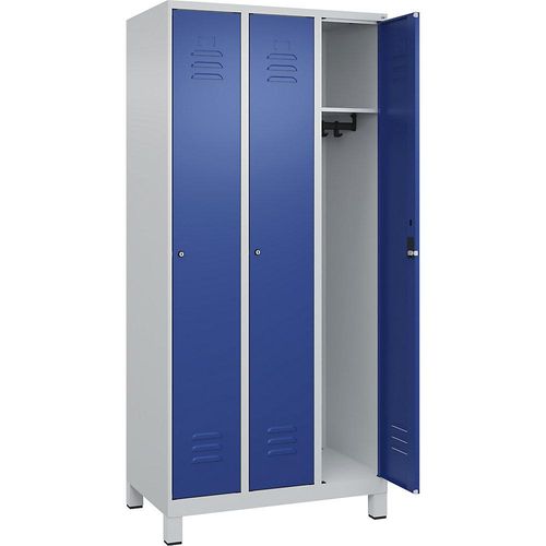 4066681612938 - Spind Classic PLUS 3 Abteile lichtgrau   enzianblau B 900 mm mit Füßen Zylinderschloss