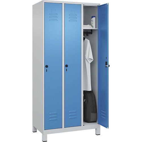 4066681612792 - C+P Spind Classic PLUS 3Abteile 1950x900x500mm lgrlbl 4066681612792 C + P Möbelsysteme 4066681612792 - C+P Spind Classic PLUS 3Abteile 1950x900x500mm lgrlbl 4066681612792 C + P Möbelsysteme