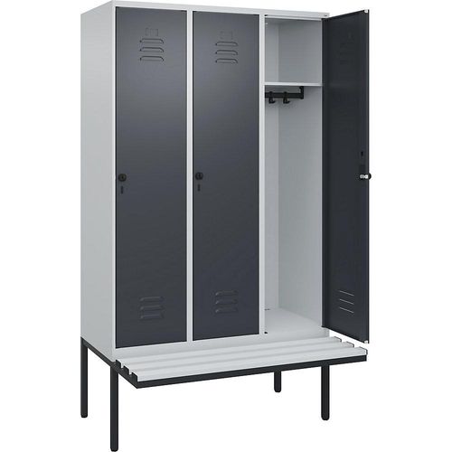 4066681787674 - Spind Classic PLUS Sitzbank 3 Abteile lichtgrau   grau B 1200 mm Sicherheits-Drehriegel auskragend Kunststoff C+P