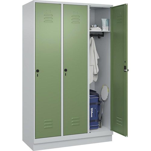 4066681655553 - Spind Classic PLUS 3 Abteile lichtgrau   resedagrün B 1200 mm mit Bodensockel Drehriegel