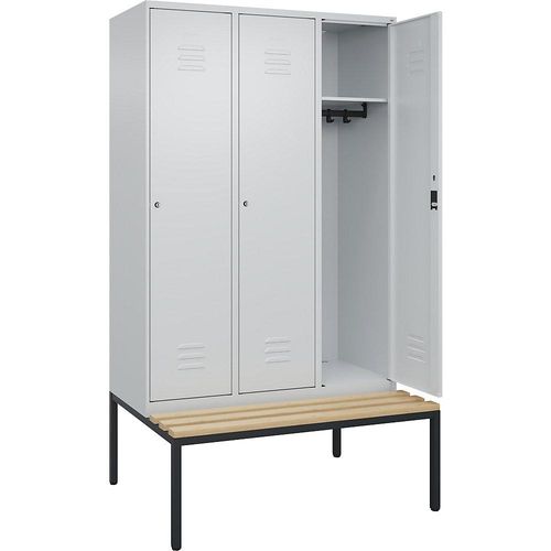 4066681828247 - Spind Classic PLUS Sitzbank 3 Abteile lichtgrau B 1200 mm Zylinderschloss untergebaut Buche-Hartholz C+P