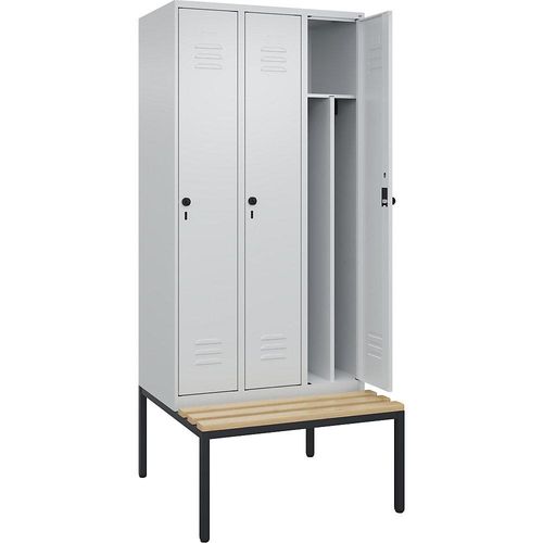 4066681744776 - Schwarz-Weiß-Spind Classic PLUS Sitzbank schmal 3 Abteile Trennwand verkürzt lichtgrau B 900 mm Sicherheits-Drehriegel untergebaut Buche-Hartholz C+P