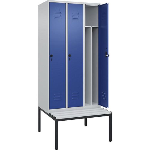 4066681792883 - Schwarz-Weiß-Spind Classic PLUS Sitzbank schmal 3 Abteile Trennwand verkürzt lichtgrau   enzianblau B 900 mm Sicherheits-Drehriegel untergebaut Kunststoff C+P