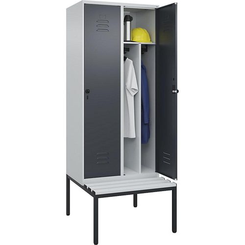 4066681792470 - Schwarz-Weiß-Spind Classic PLUS Sitzbank schmal 2 Abteile Trennwand verkürzt lichtgrau grau B 800 mm Sicherheits-Drehriegel untergebaut Kunststoff C+P 4066681792470 - Schwarz-Weiß-Spind Classic PLUS Sitzbank schmal 2 Abteile Trennwand verkürzt lichtgrau grau B 800 mm Sicherheits-Drehriegel untergebaut Kunststoff C+P