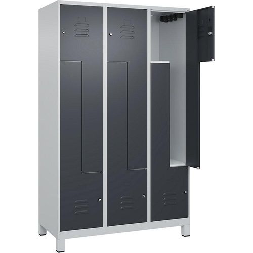 4066681915565 - Z-Spind Classic PLUS 3 Abteile lichtgrau   grau B 1200 mm mit Füßen Zylinderschloss